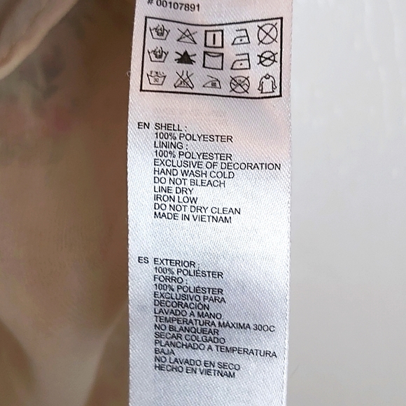 Forever 21 Floral Smocked Babydoll Top - Picture 16 of 16